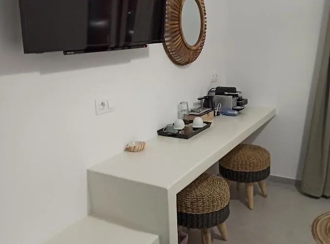 Kleri's 5 Apartment *